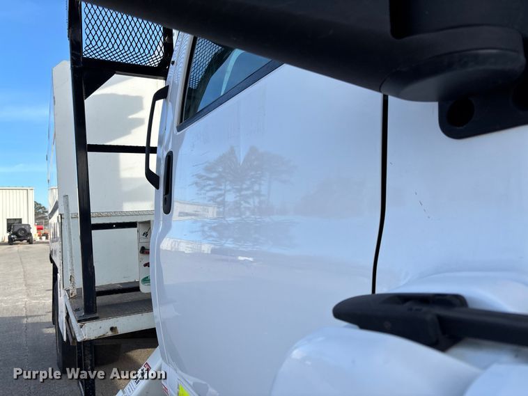 image for item EV3465 2007 Chevrolet C7 forestry bucket truck