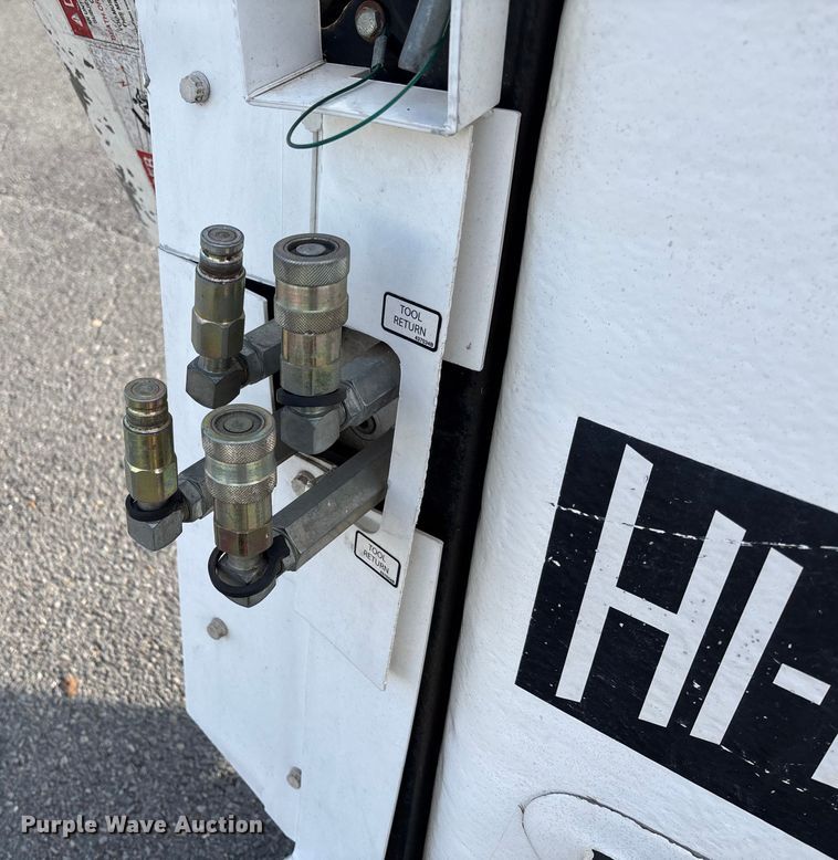 image for item EV3465 2007 Chevrolet C7 forestry bucket truck