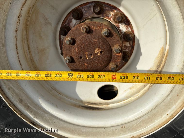 image for item EV3465 2007 Chevrolet C7 forestry bucket truck