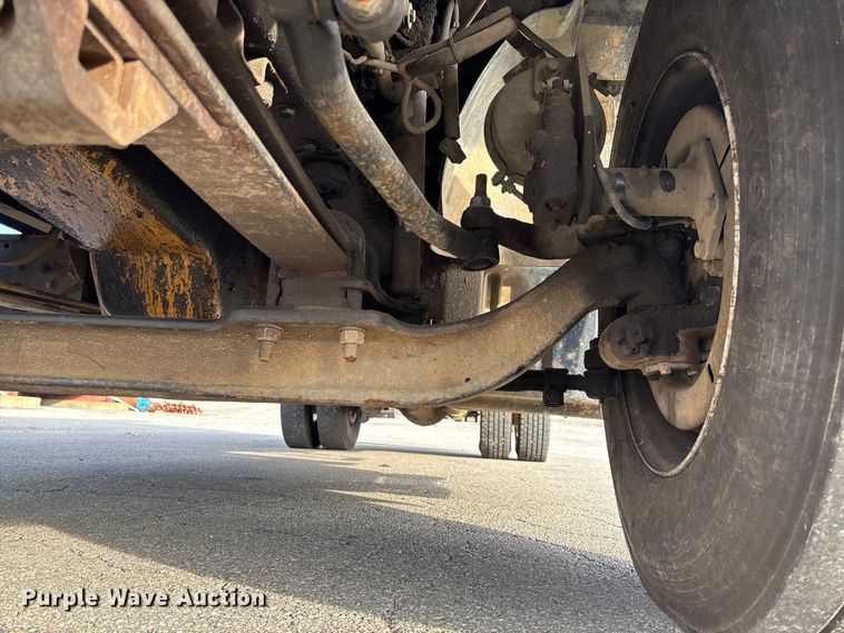 image for item EV3465 2007 Chevrolet C7 forestry bucket truck