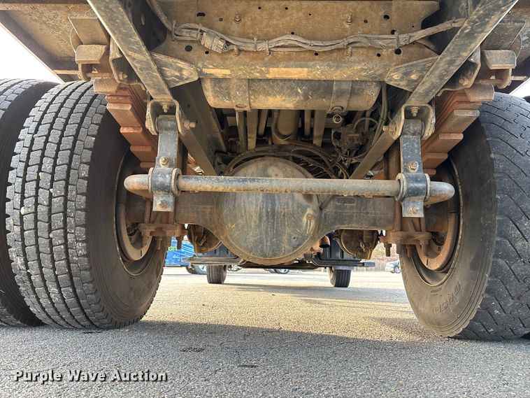 image for item EV3465 2007 Chevrolet C7 forestry bucket truck