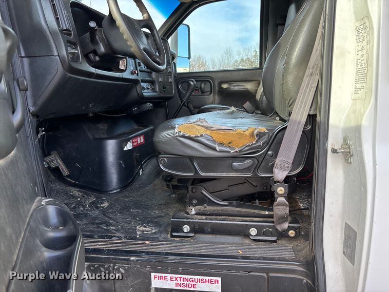 image for item EV3465 2007 Chevrolet C7 forestry bucket truck