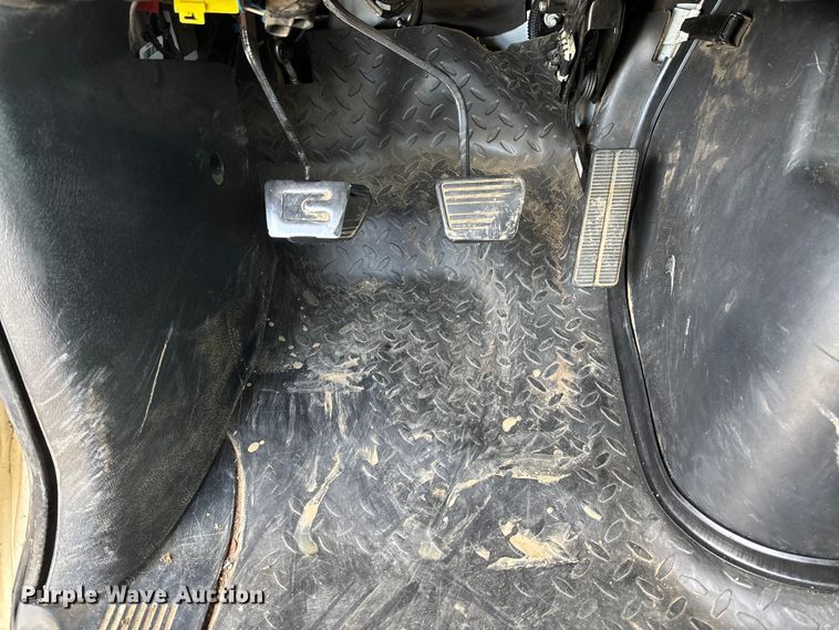 image for item EV3465 2007 Chevrolet C7 forestry bucket truck