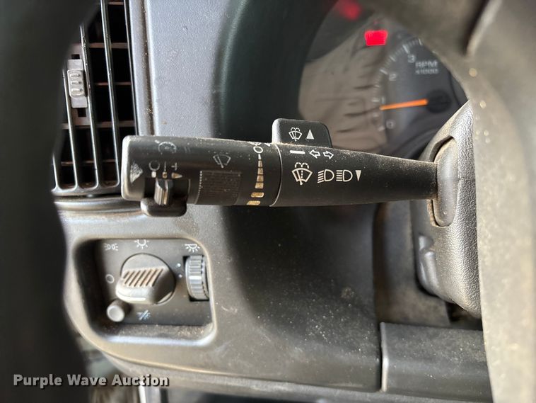 image for item EV3465 2007 Chevrolet C7 forestry bucket truck