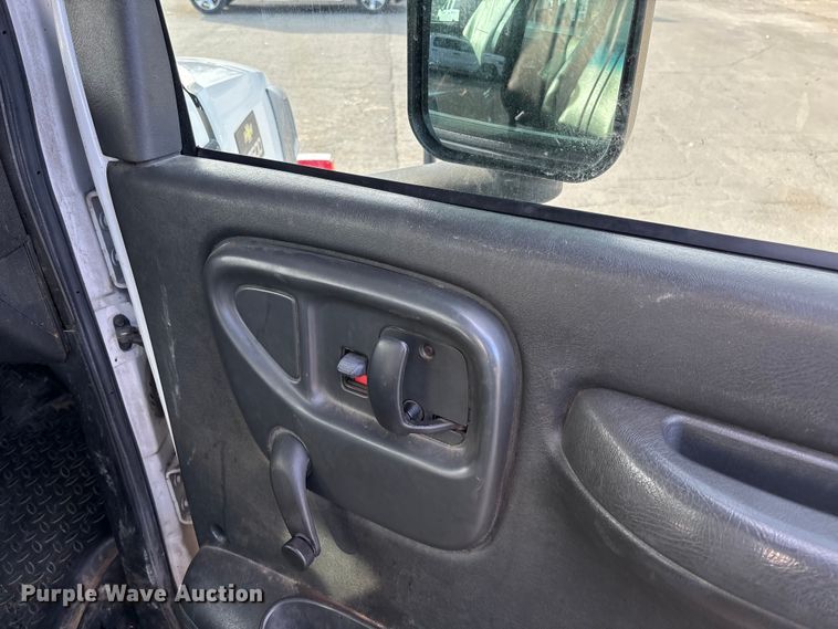 image for item EV3465 2007 Chevrolet C7 forestry bucket truck