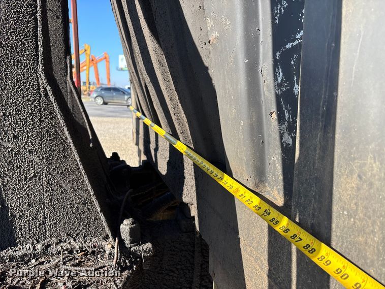 image for item EV3466 1994 Kenworth grapple crane truck