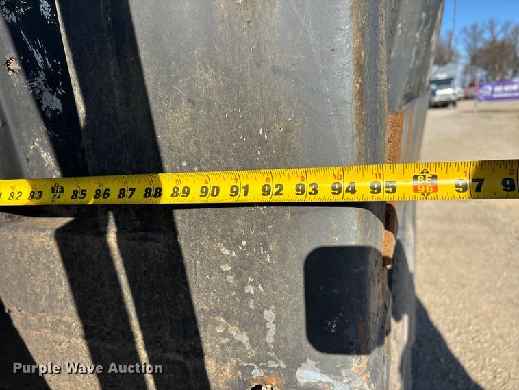 image for item EV3466 1994 Kenworth grapple crane truck