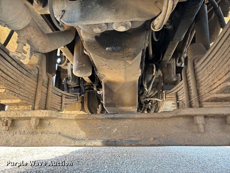 image for item EV3466 1994 Kenworth grapple crane truck