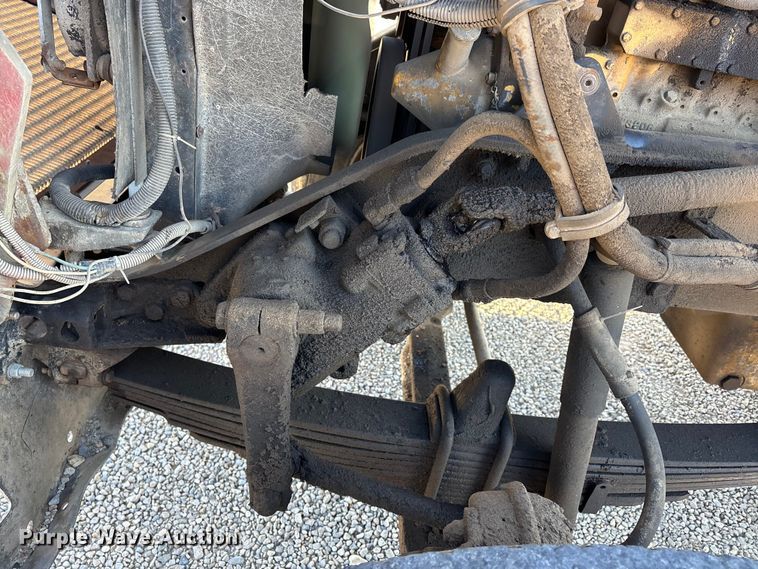 image for item EV3466 1994 Kenworth grapple crane truck