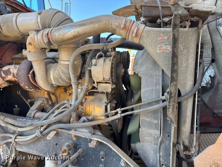 image for item EV3466 1994 Kenworth grapple crane truck