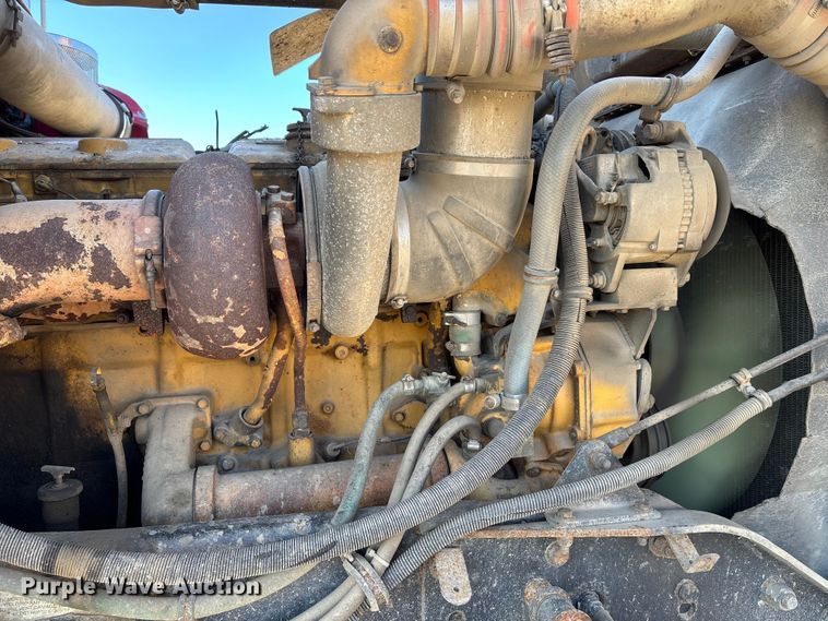 image for item EV3466 1994 Kenworth grapple crane truck