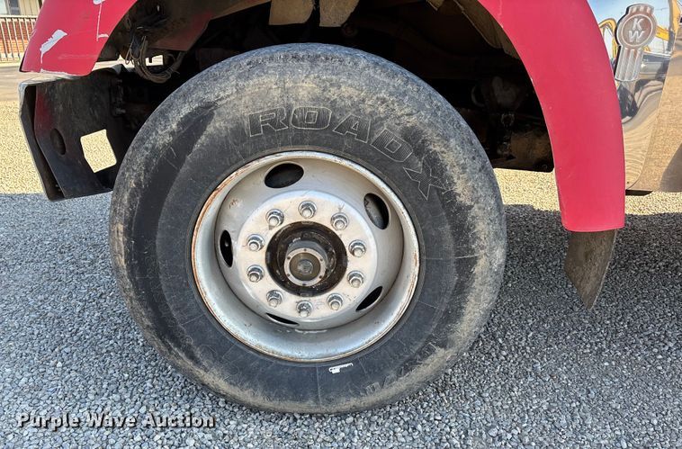 image for item EV3466 1994 Kenworth grapple crane truck