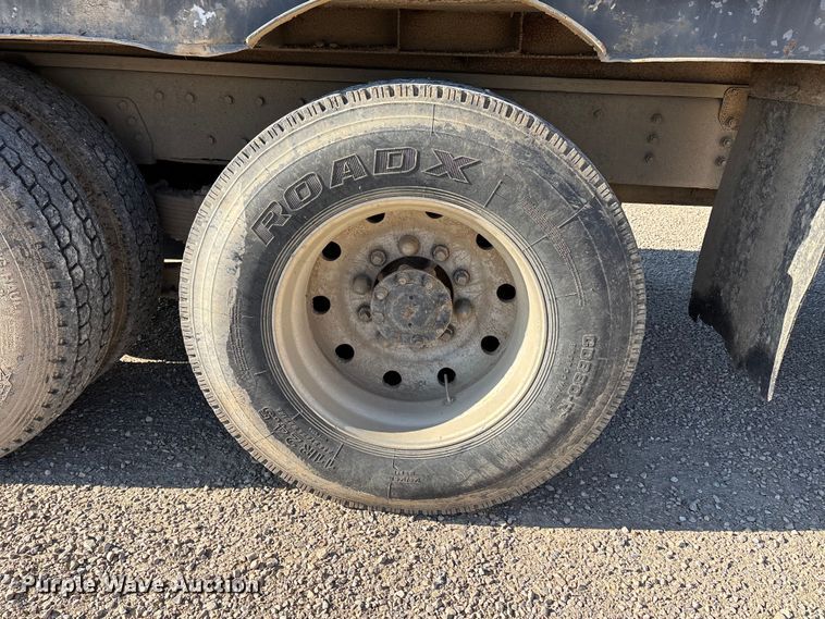 image for item EV3466 1994 Kenworth grapple crane truck