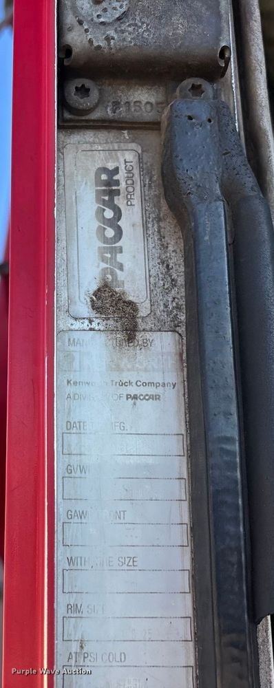 image for item EV3466 1994 Kenworth grapple crane truck