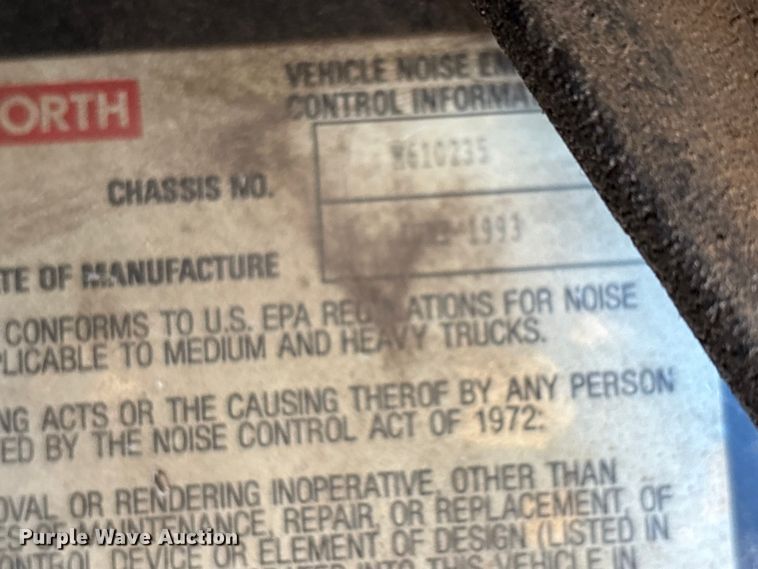 image for item EV3466 1994 Kenworth grapple crane truck