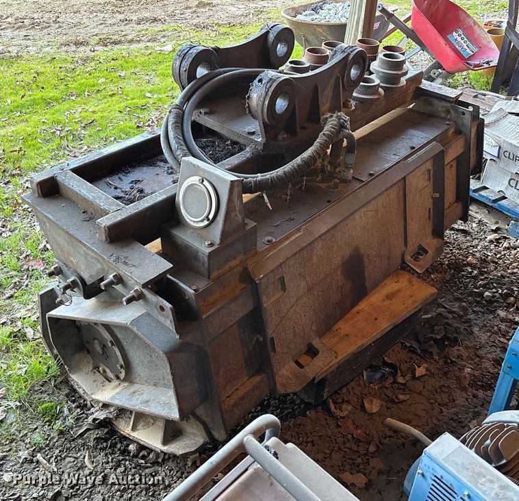 image for item EV3471 Bradco excavator mulcher