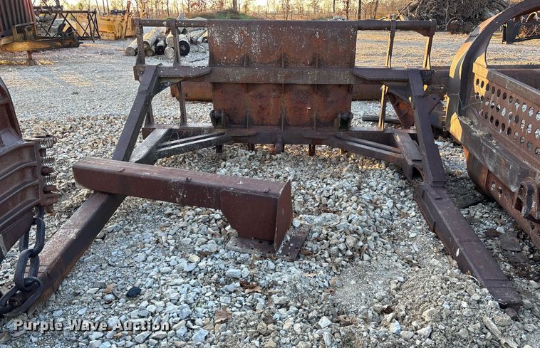 image for item EV3473 Caterpillar D6 brush rake