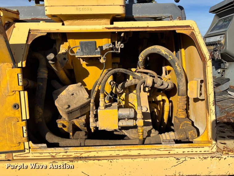 image for item EV3482 2007 Komatsu D61EX-15 dozer