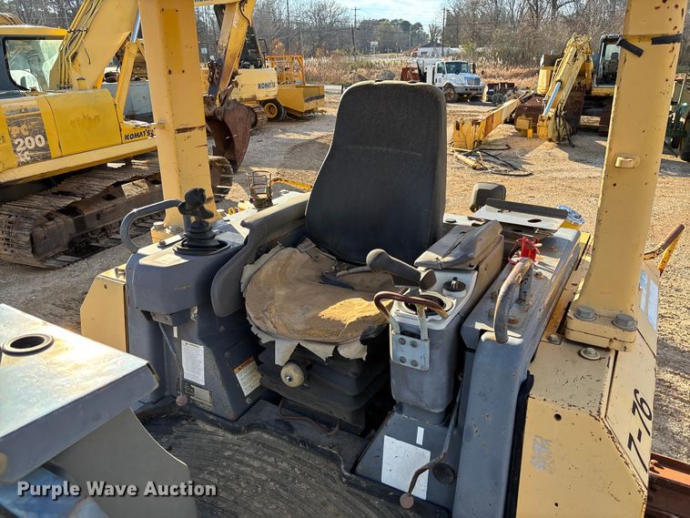 image for item EV3482 2007 Komatsu D61EX-15 dozer