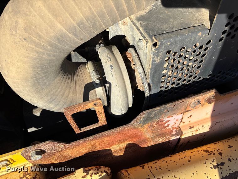 image for item EV3482 2007 Komatsu D61EX-15 dozer