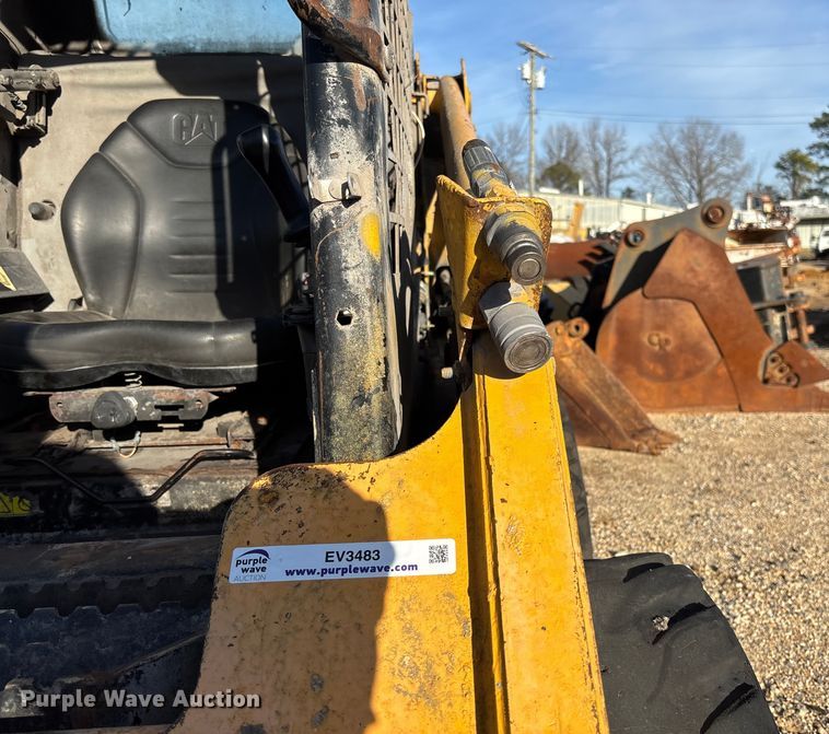 image for item EV3483 2007 Caterpillar 216B skid steer loader