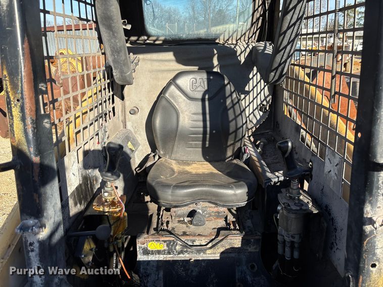 image for item EV3483 2007 Caterpillar 216B skid steer loader