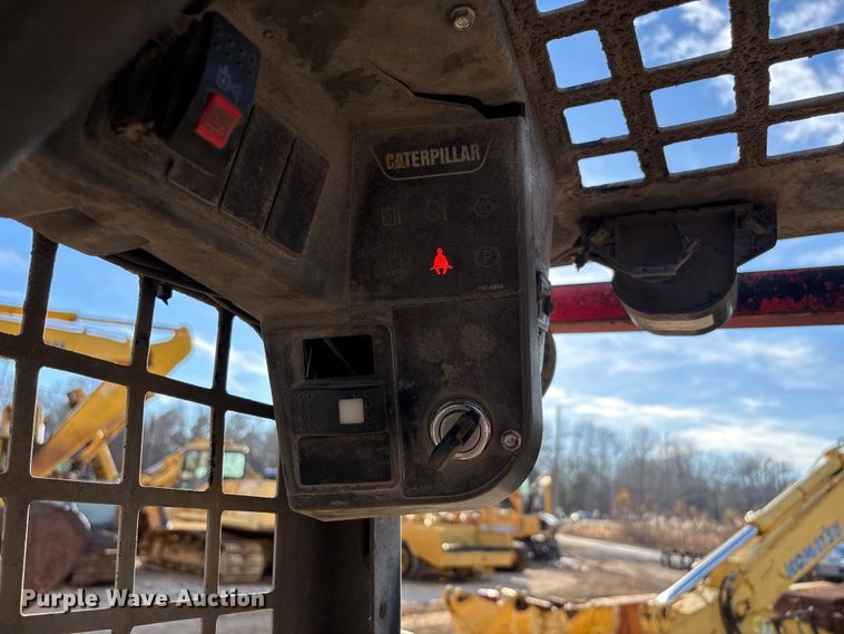 image for item EV3483 2007 Caterpillar 216B skid steer loader