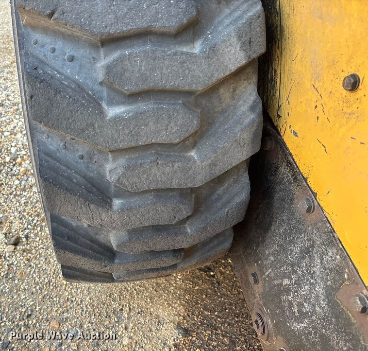 image for item EV3483 2007 Caterpillar 216B skid steer loader