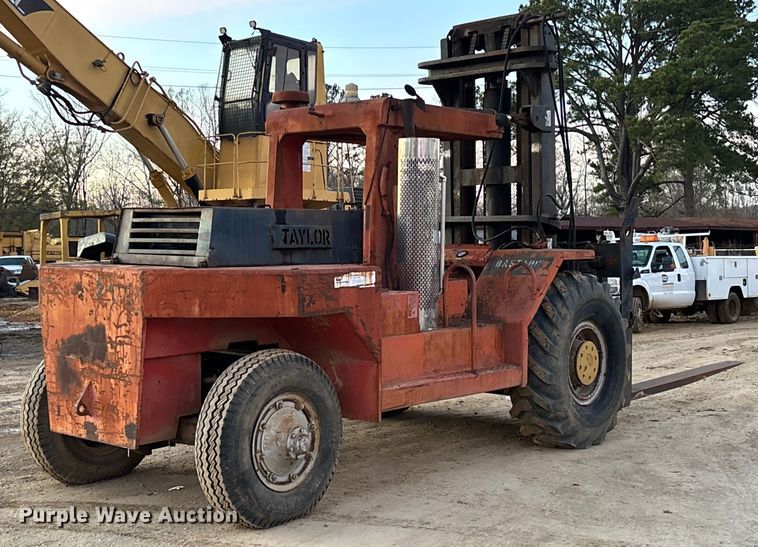 image for item EV3487 Taylor Y-22-BW0 forklift