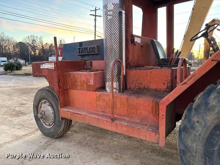 image for item EV3487 Taylor Y-22-BW0 forklift