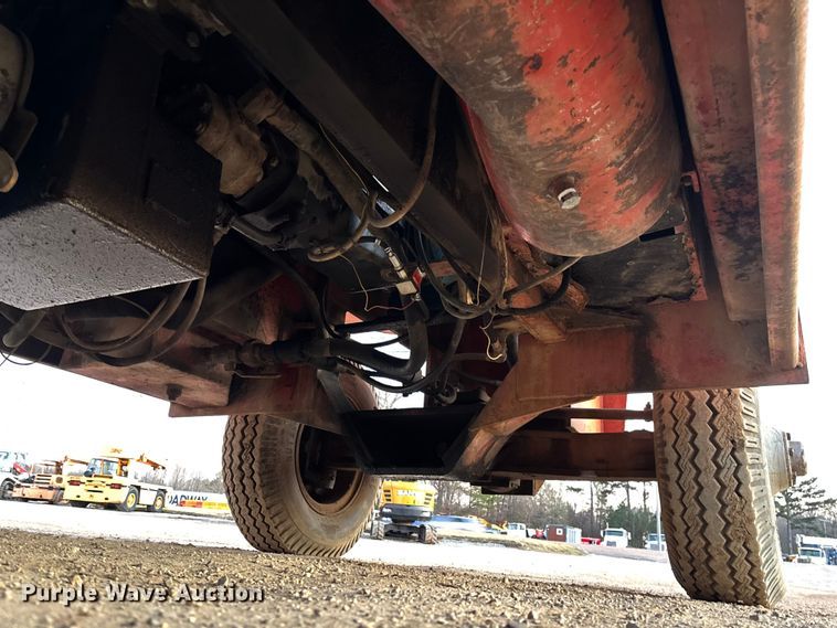 image for item EV3487 Taylor Y-22-BW0 forklift