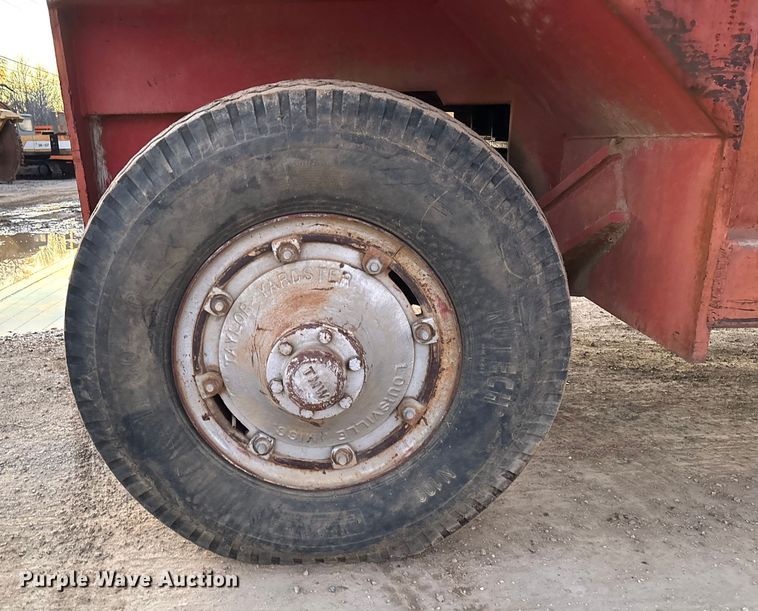 image for item EV3487 Taylor Y-22-BW0 forklift