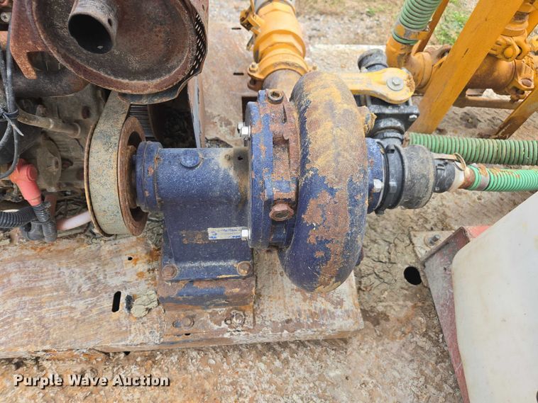 image for item EV4391 1996 Kenworth T800 flatbed truck