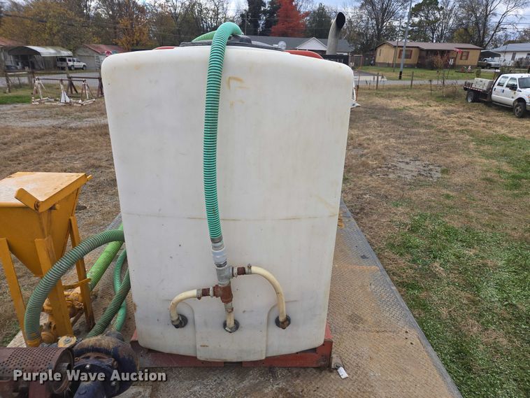 image for item EV4391 1996 Kenworth T800 flatbed truck