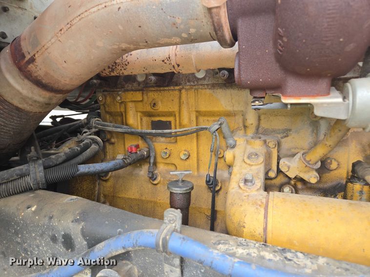 image for item EV4391 1996 Kenworth T800 flatbed truck