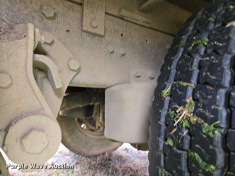 image for item EV4391 1996 Kenworth T800 flatbed truck