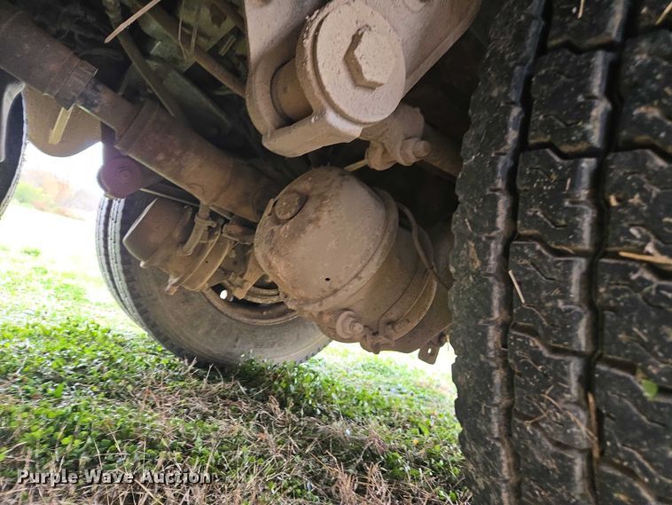 image for item EV4391 1996 Kenworth T800 flatbed truck