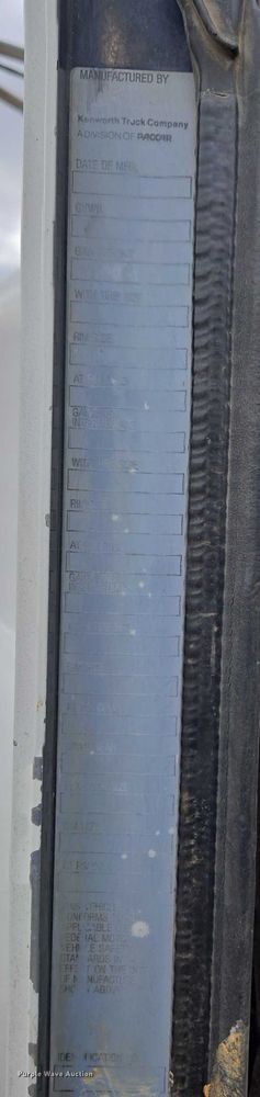 image for item EV4391 1996 Kenworth T800 flatbed truck