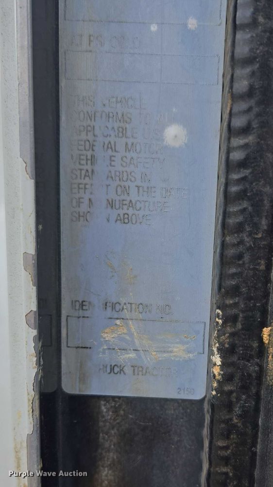 image for item EV4391 1996 Kenworth T800 flatbed truck