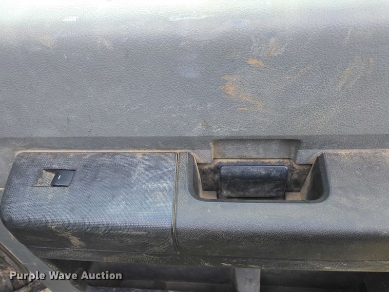 image for item EV4392 2015 Ford F550 Super Duty Crew Cab flatbed truck