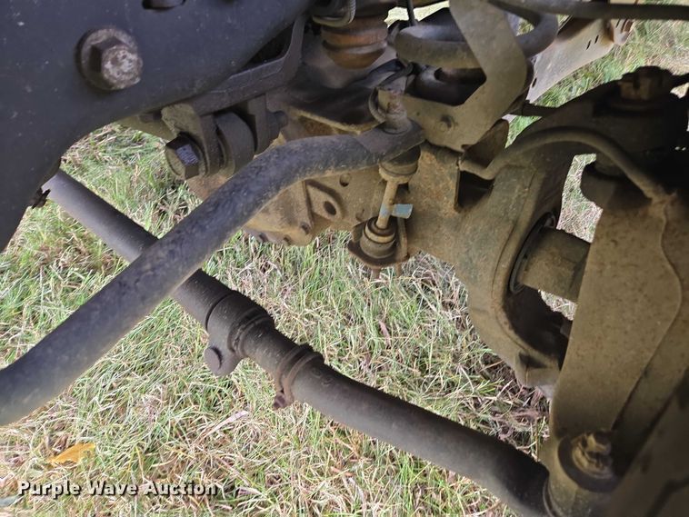 image for item EV4392 2015 Ford F550 Super Duty Crew Cab flatbed truck