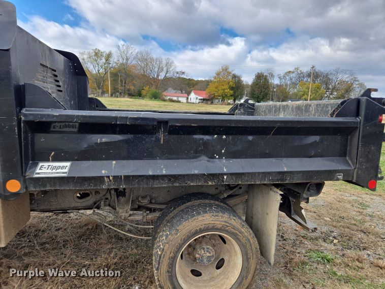 image for item EV4396 2021 Ford F600 dump truck