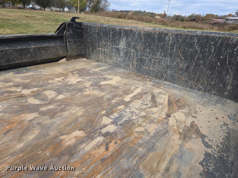 image for item EV4396 2021 Ford F600 dump truck