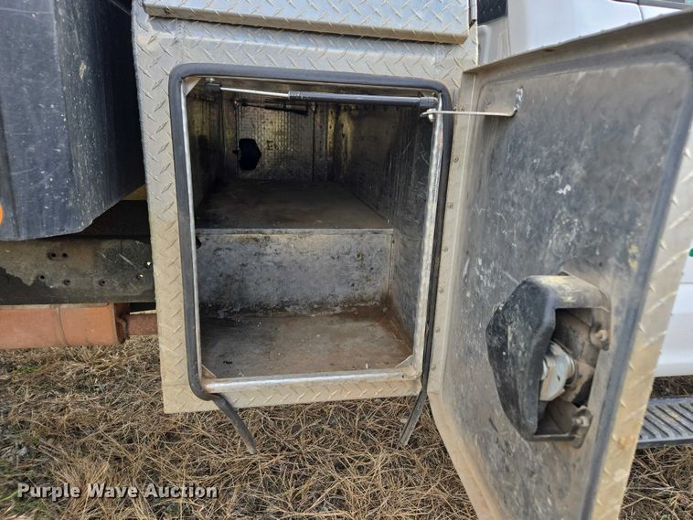 image for item EV4396 2021 Ford F600 dump truck