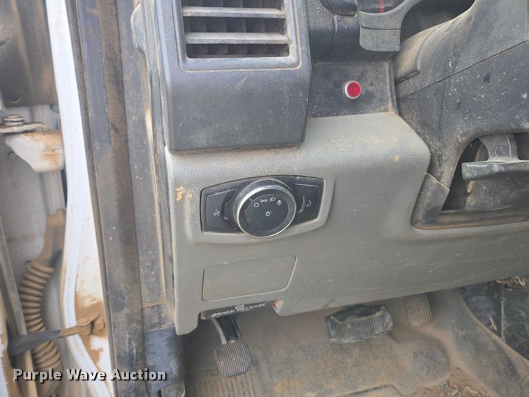 image for item EV4396 2021 Ford F600 dump truck