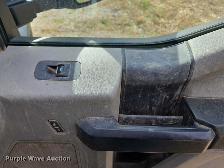 image for item EV4396 2021 Ford F600 dump truck