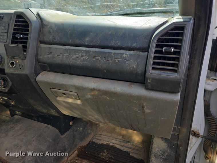 image for item EV4396 2021 Ford F600 dump truck