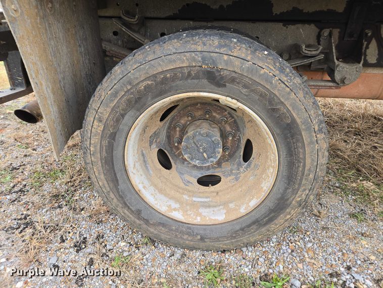 image for item EV4396 2021 Ford F600 dump truck