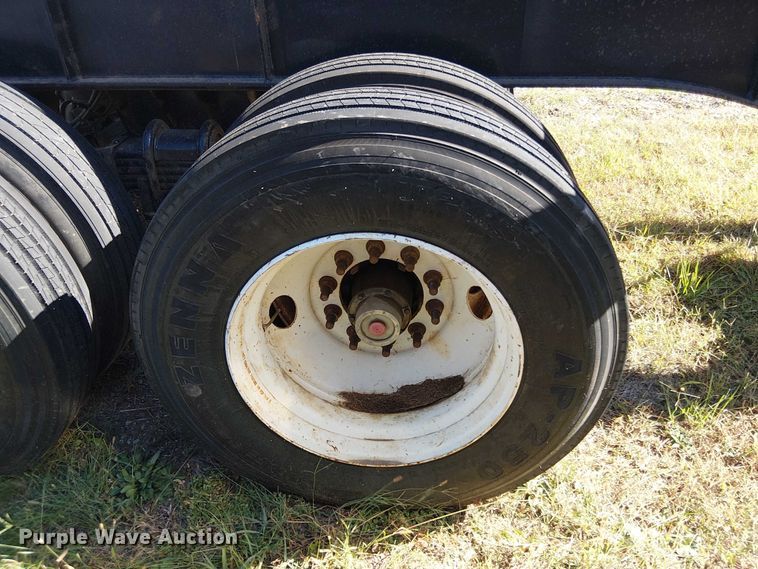 image for item EV5394 2016 Pitts LT40 log trailer