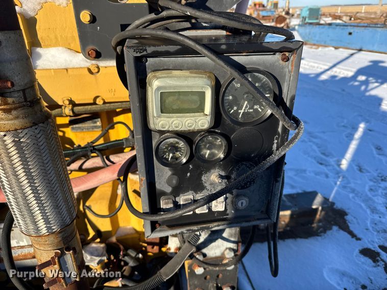 image for item FB0471 John Deere power unit